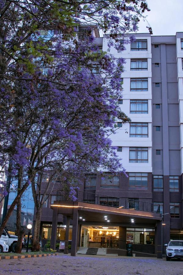 The Luke Hotel Cravers Thika Exteriér fotografie